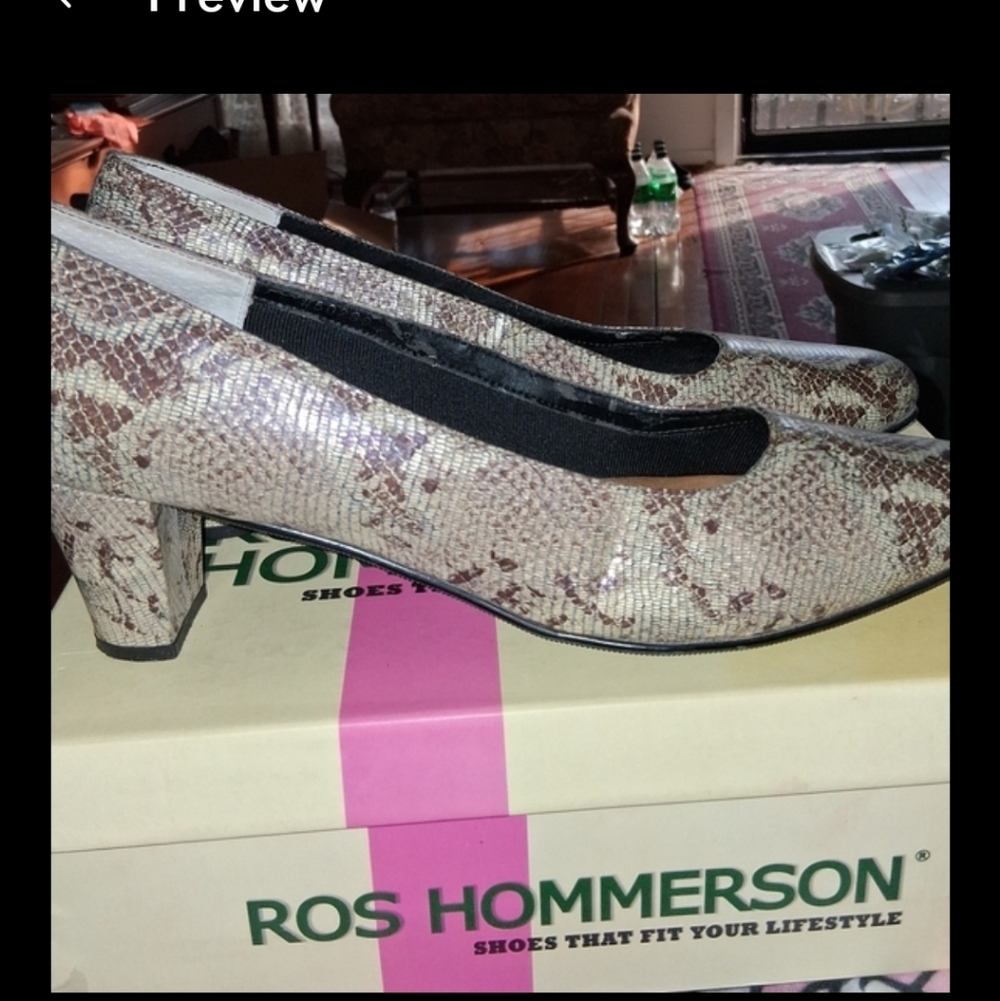 Ros Hommerson Women's Snakeskin Pumps Size 13 Narrow